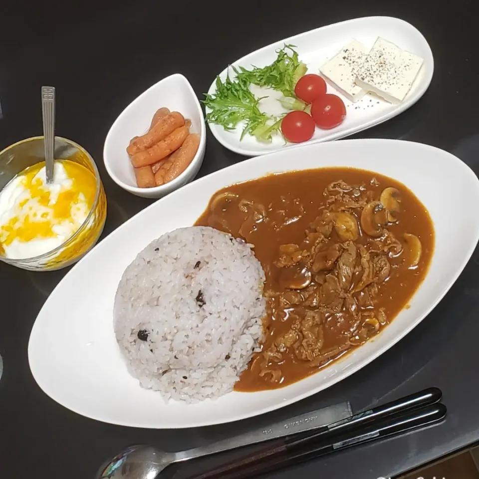 Snapdishの料理写真:ハヤシライス(二十穀米)|Yukiさん