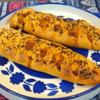 Snapdishの料理写真:vegetable Stuffed Braided Bread|Anamikaさん