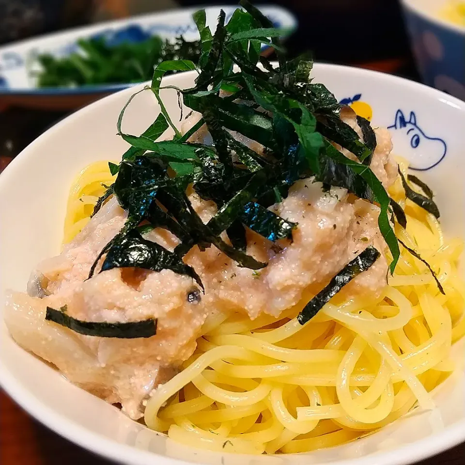 Snapdishの料理写真:しめじのたらこパスタ|まきごろうさん