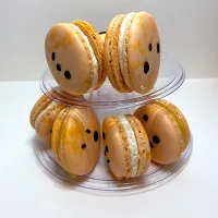 Snapdishの料理写真:Passion Fruit Macarons|Cooking with LBoriVazquezさん