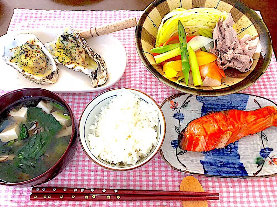 娘が帰る日の朝😢牡蠣のチーズ焼き、蒸し野菜🥕またね👋|🐯あんこたま🐯さん