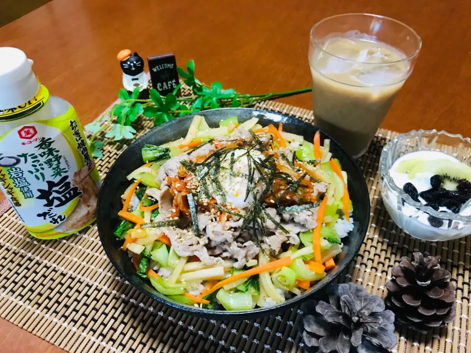 Snapdishの料理写真:「豚塩炒めのビビンバ風丼」|バシュランさん