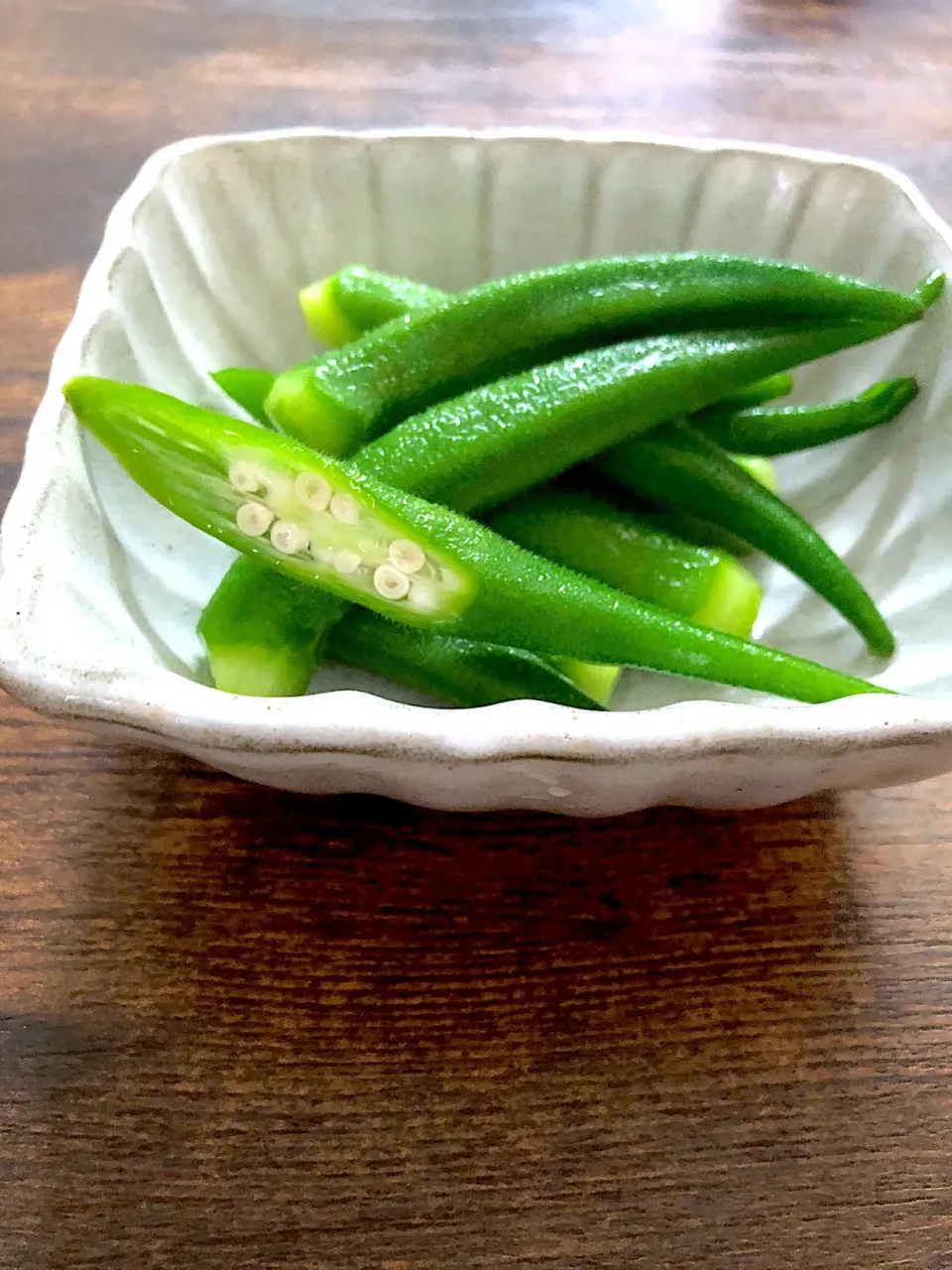 オクラの白だし漬け|ママ子さん