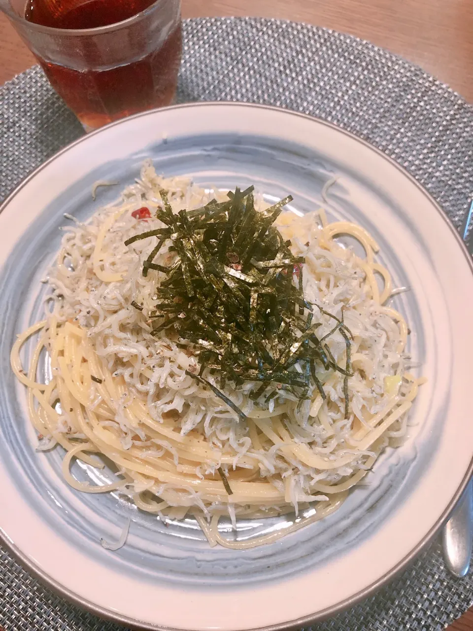 Spaghetti aglio e olio with whitebait|taka-chanさん