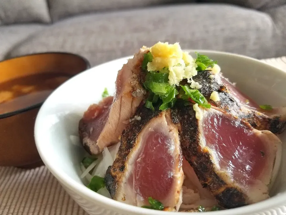 鰹丼|しあるさん