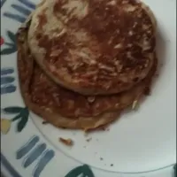 Snapdishの料理写真:peanutbutter and bananas pancakes|Daniel Mohanさん