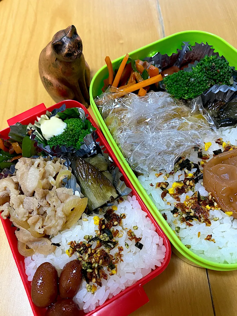 生姜焼き　茄子煮　金時豆　ピーマンとにんじんのきんぴら　ブロッコリー🥦 弁当|Kumiko Kimuraさん