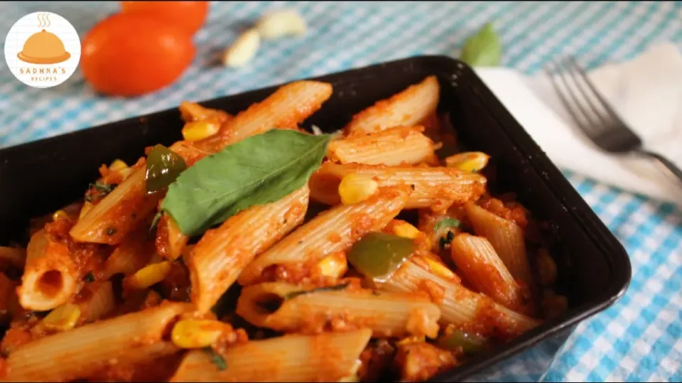 Snapdishの料理写真:Red Sauce / Arrabbiata Pasta|Sadhna's Recipesさん