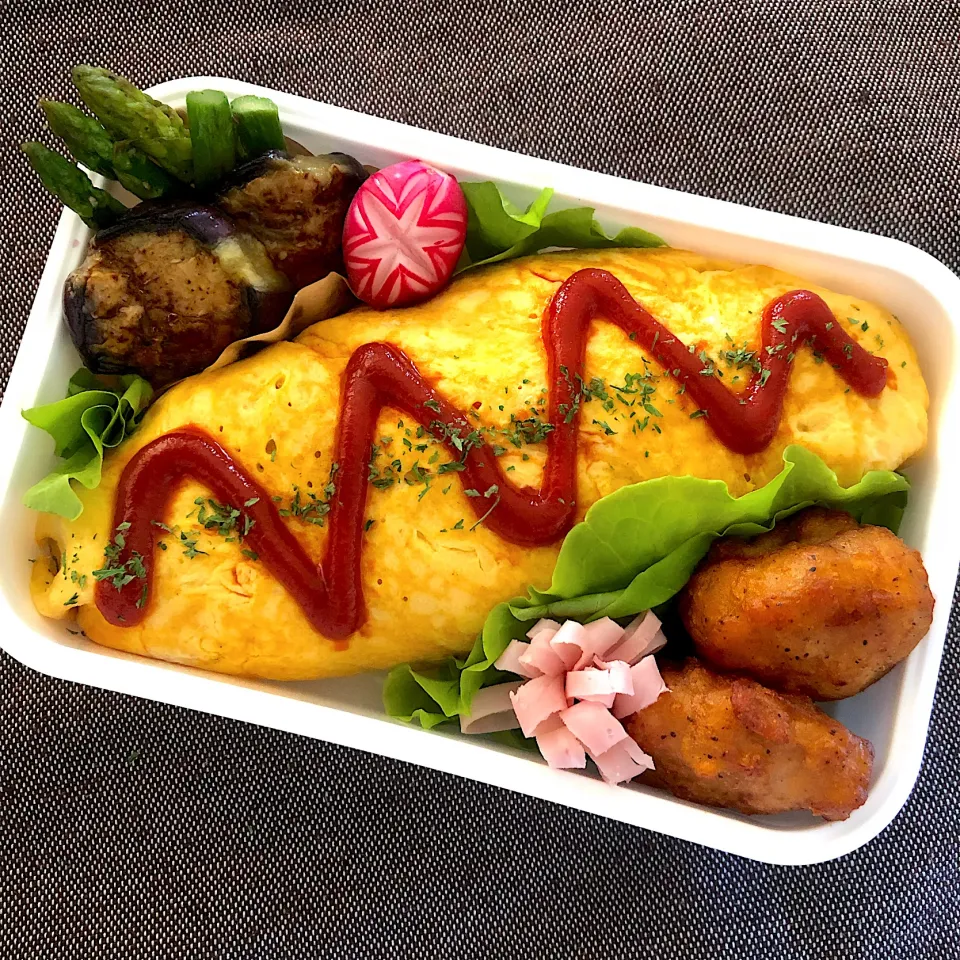 Snapdishの料理写真:オムライス弁当|emichococo625さん