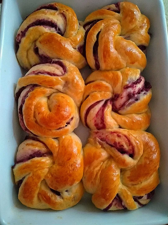 Purple Sweet Potato Bun|Harlina  (Malaysia)さん