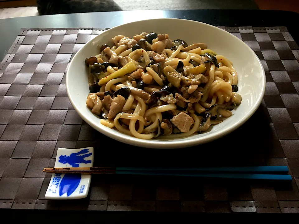 夜勤明け茸と茄子で秋焼うどん|Tarou  Masayukiさん