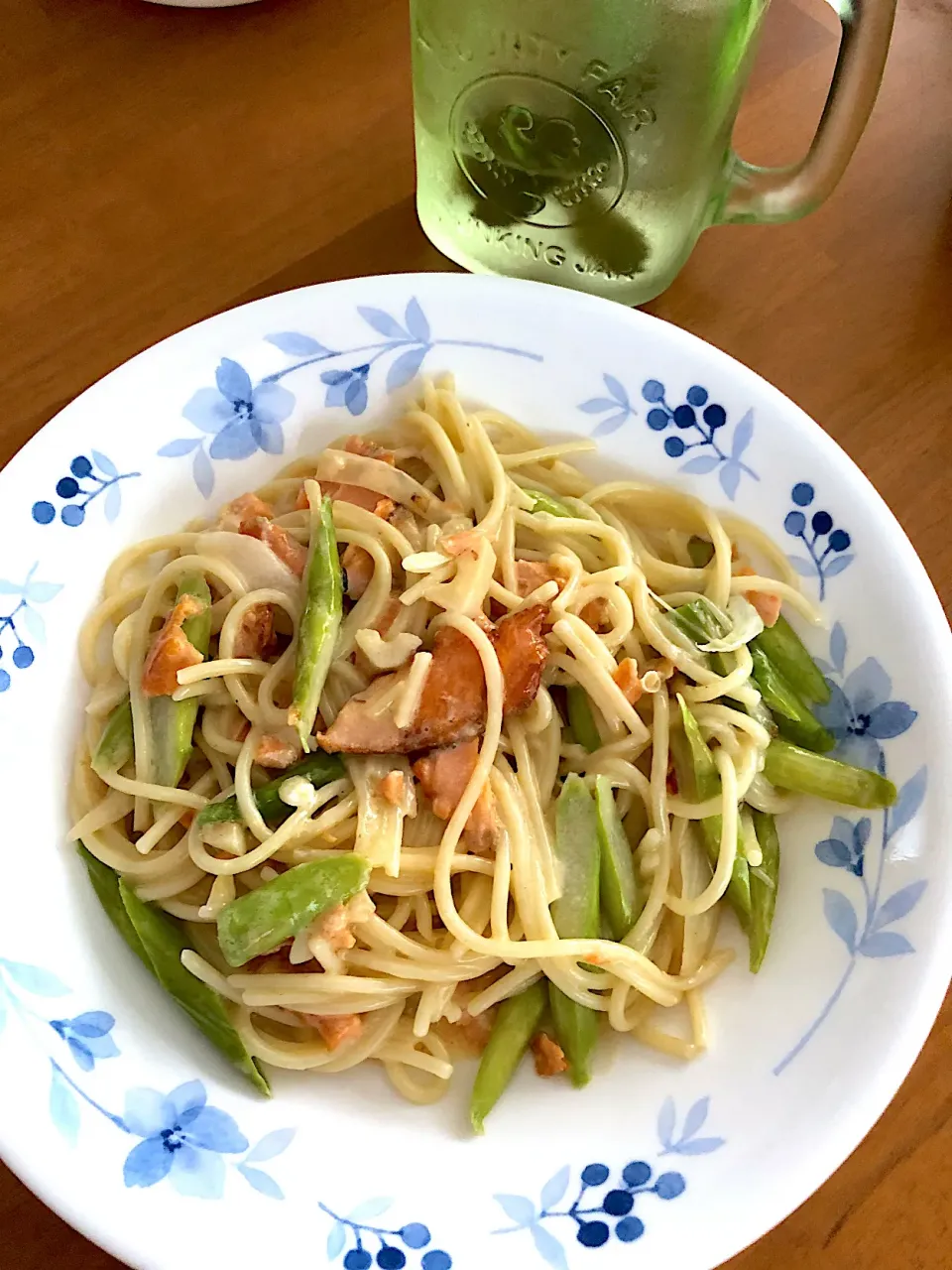 Salmon and asparagus cream spaghetti|Grace Cruzさん