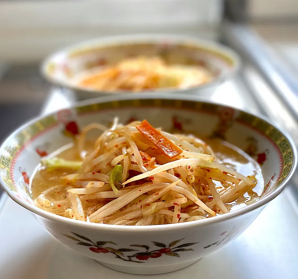 カット野菜をラーメンにトッピング|かっちゃん杉さん