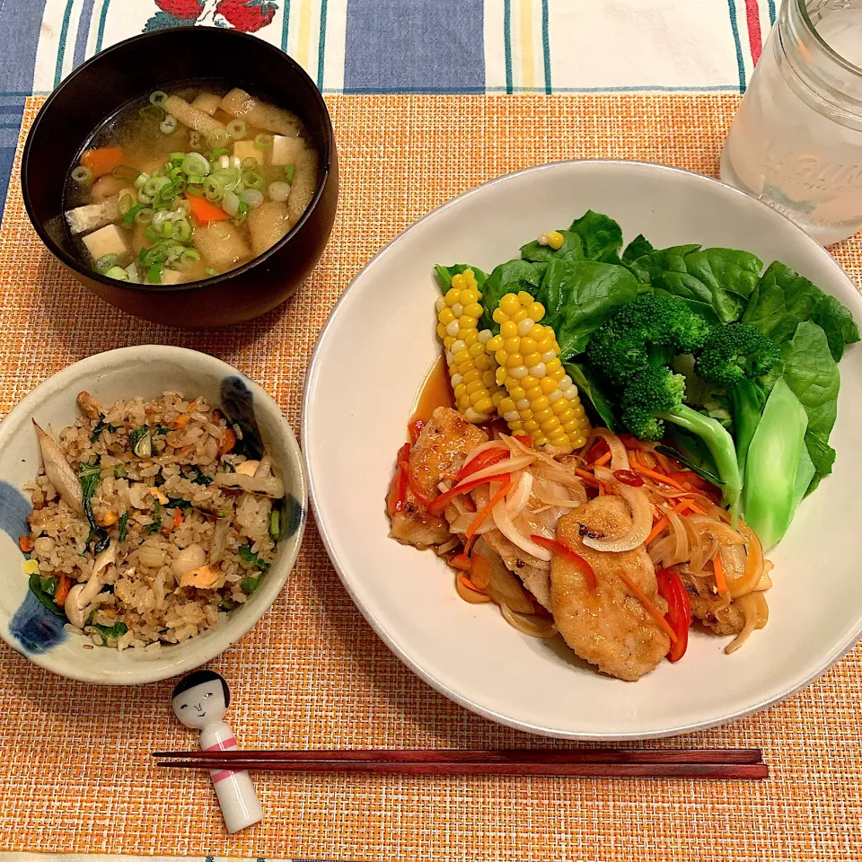 Snapdishの料理写真:玉ねぎたっぷり鶏胸肉の南蛮漬け|Tea🌺さん