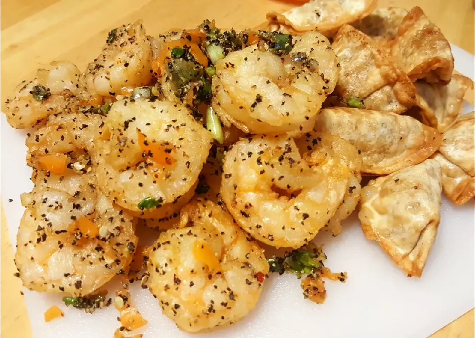 dumpling, salt pepper shrimp|Tonyさん