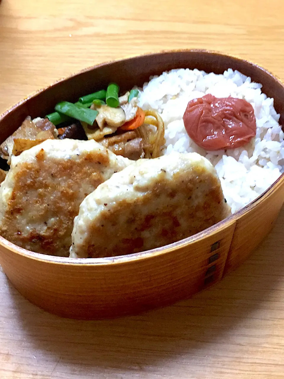 Snapdishの料理写真:鶏肉のハンバーグ弁当|田中心さん