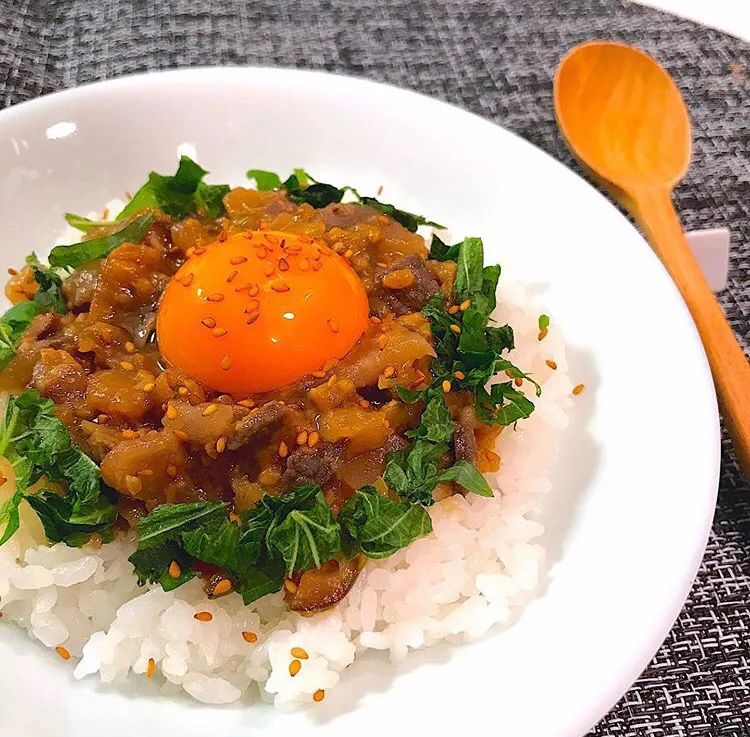 【🐗】猪肉味噌丼|チョス ♪さん