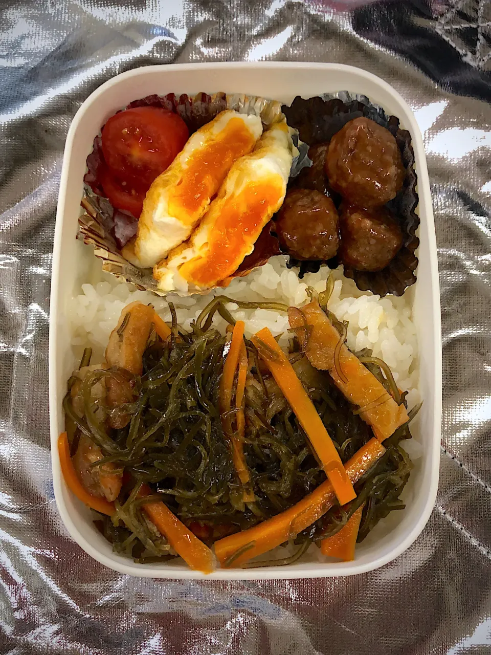 山盛り昆布煮弁当【めし】|超絶トルーマン石6さん