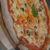 pizza margarita|Nour Sayyadさん