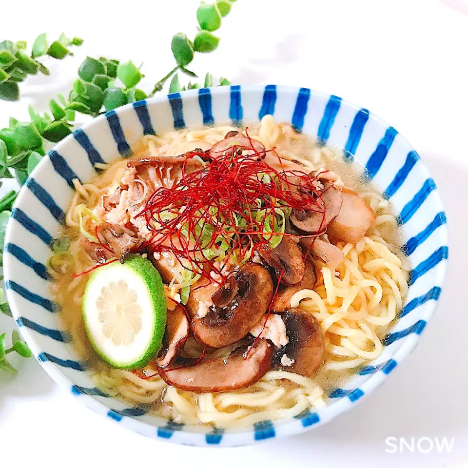 朝ラーメン（あんかけきのこ乗せ）|オーロラさん