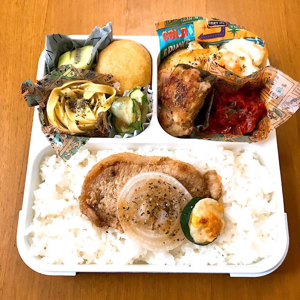 豚ローストマトソースかけ弁当。|むろこ。さん