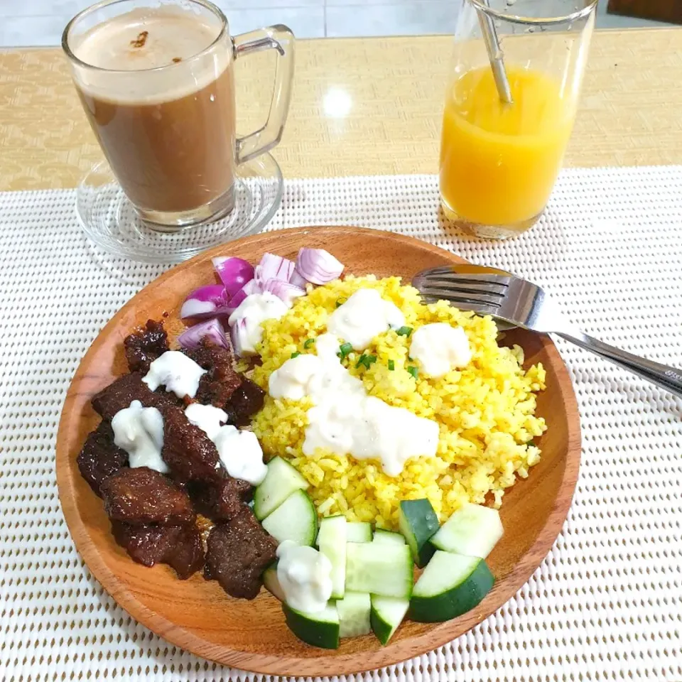 Beef Tapa with Turmeric Fried Rice|Mikaela's Kitchenさん