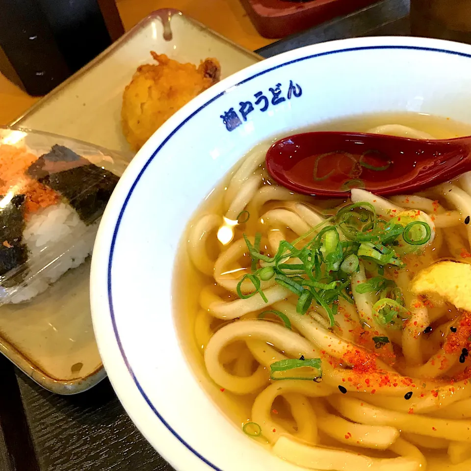 かけ並み、鮭おにぎり、とり天|純さん