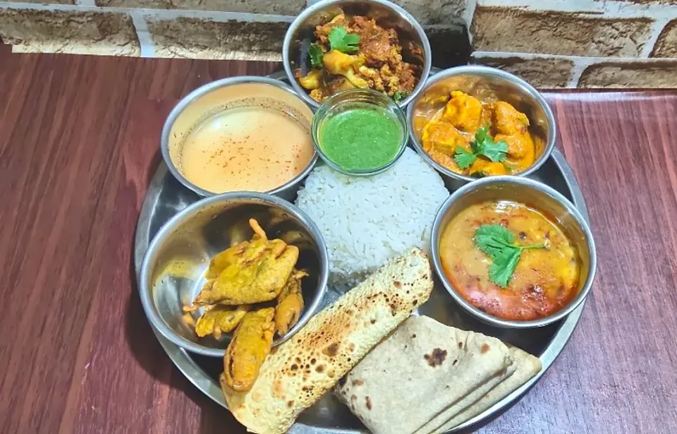 Indian veg thali ghar ka khana|rehanaさん