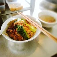 beef Noodles by Apo's Noodles.
#sarawakcuisine
#kolokmi
#sarawakianfood|Ahmad Sulaimanさん