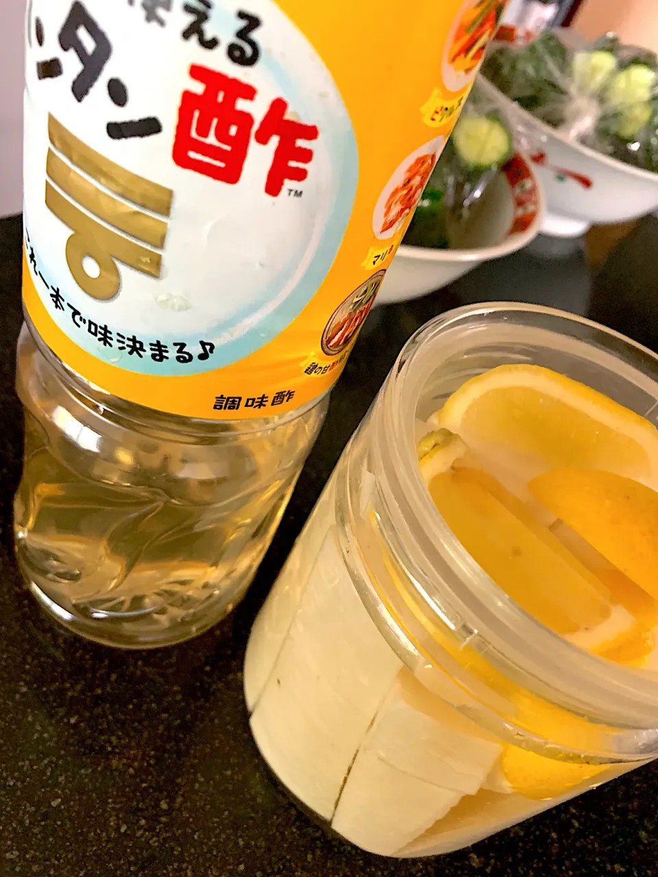 Snapdishの料理写真:大根のカンタン酢に漬け込むだけの漬物|シュトママさん