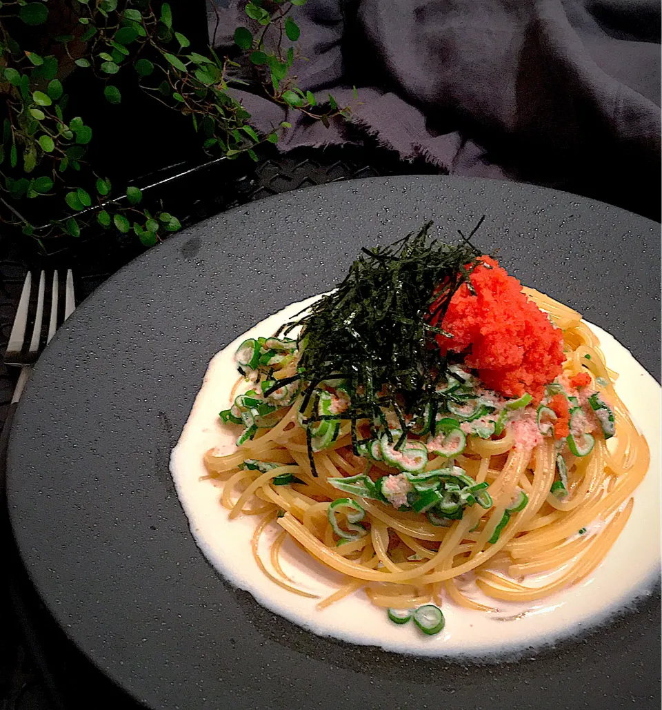 Snapdishの料理写真:今日もパスタ🍝和風明太子クリームパスタ(*´ ˘ `*)|AXさん