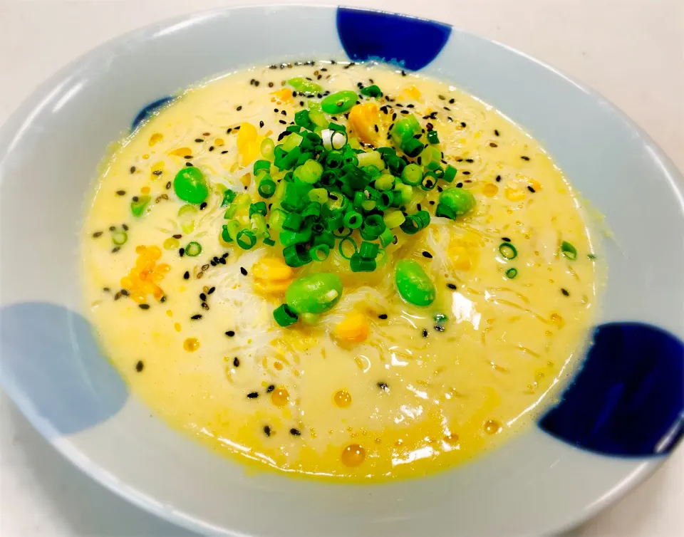 Snapdishの料理写真:豆腐そうめんを使った、とうもろこし🌽のすりながしと枝豆の和風スープ|ひろりんさん