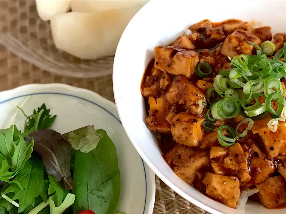 Snapdishの料理写真:麻婆豆腐丼|shi-shiさん