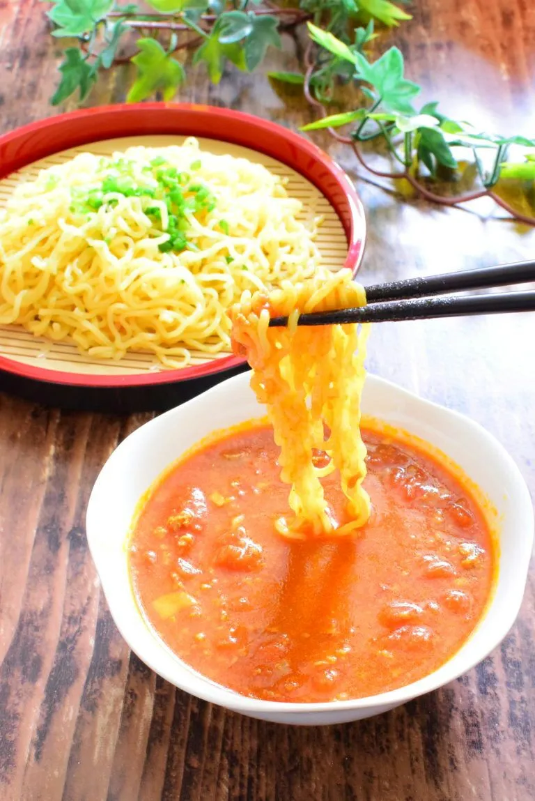 ホールトマト入りカレーつけ麺のレシピ|アマイモノ・クウ蔵さん