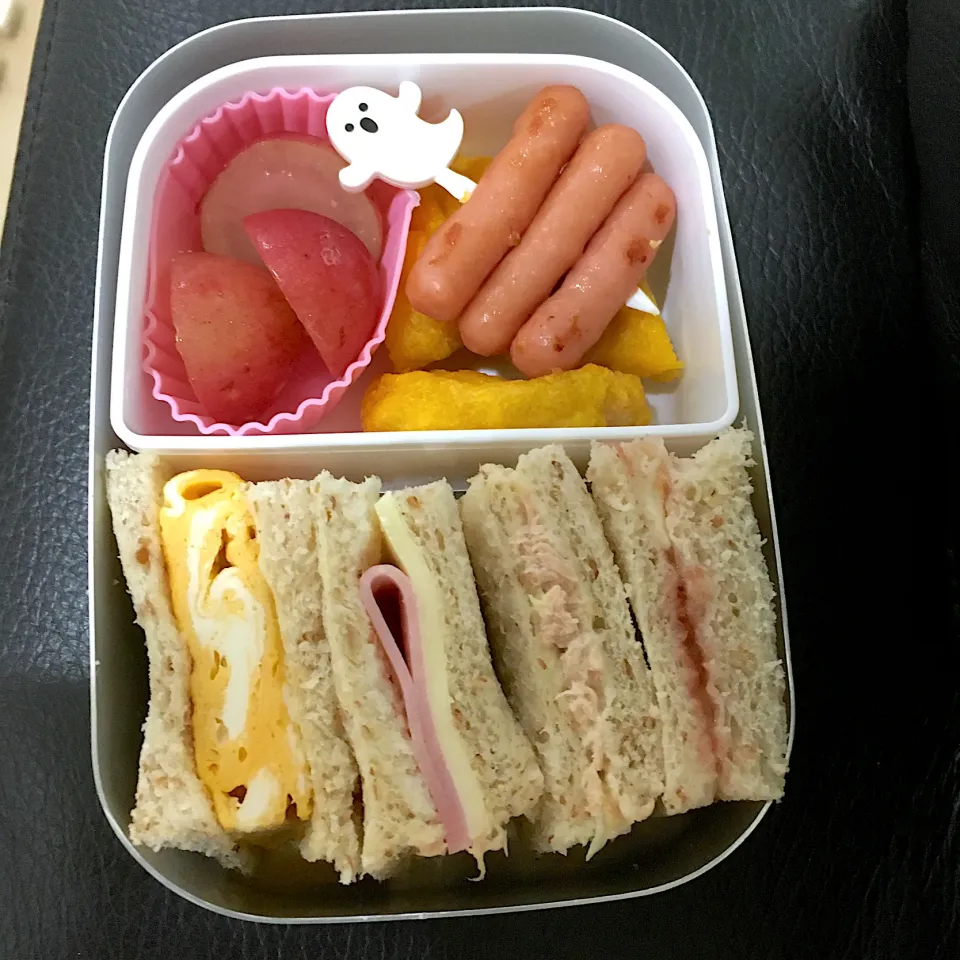 Snapdishの料理写真:サンドイッチ弁当|ゆうきさん