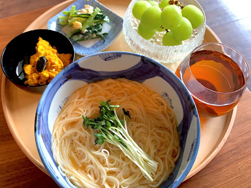 朝ご飯、釜玉そうめん|たまにゃんさん