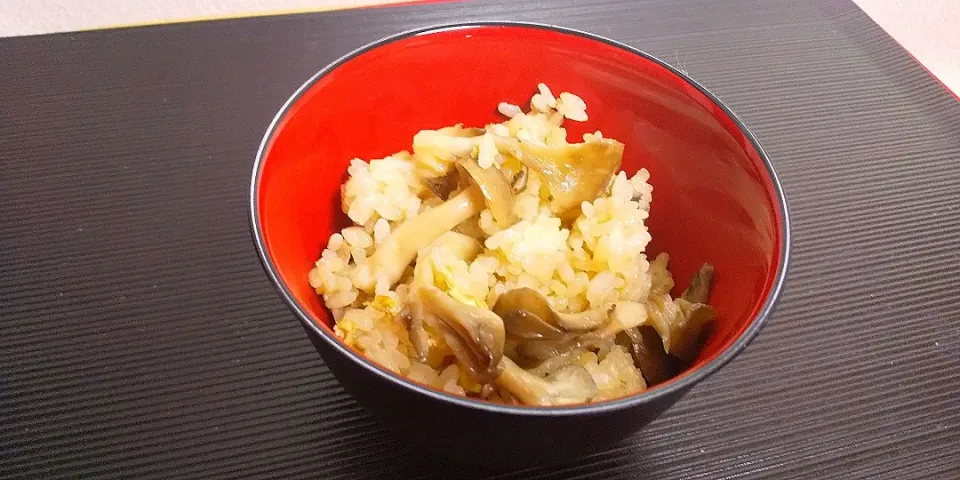 キノコの炊き込み御飯|マイケルの料理さん