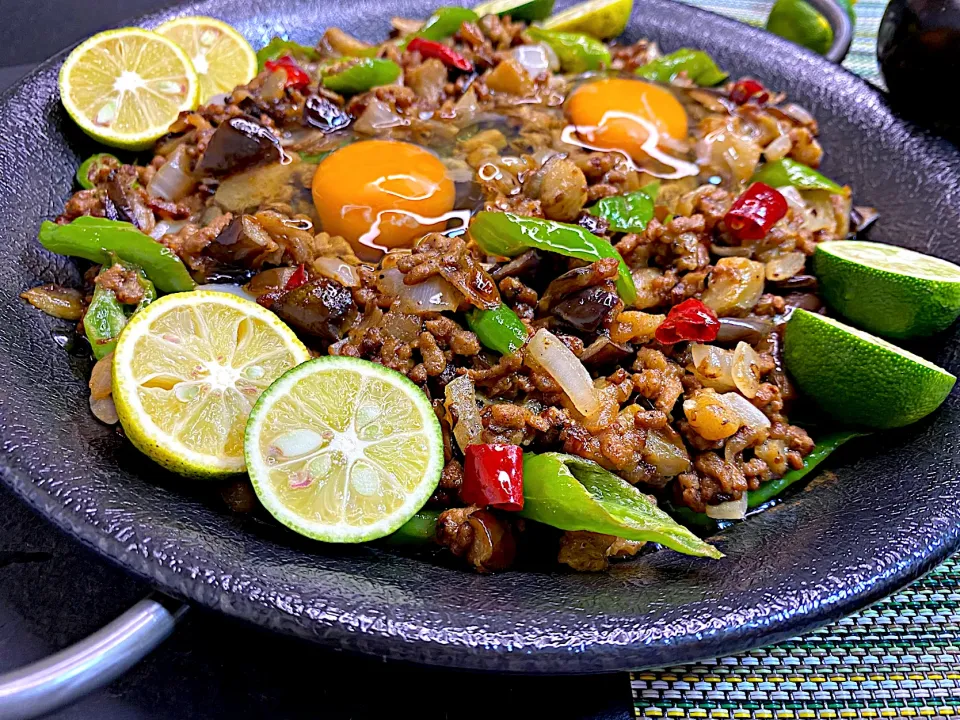 Pork & Eggplant Sisig (philippine recipe)|Laarni Nabongさん