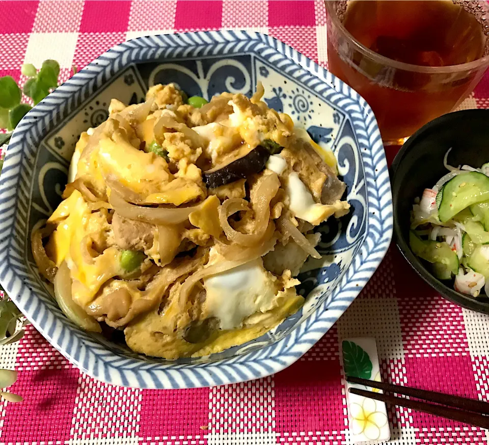 Snapdishの料理写真:簡単で美味しいふわふわ親子丼❤️#snapdishさんありがとう#マルコメキッチンさんありがとう|noeさん