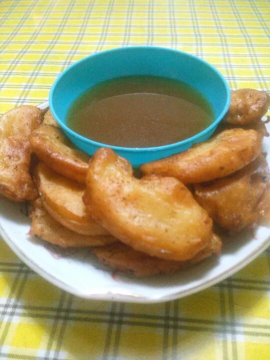 Apple cinnamon fritters with whey caramel dip|happy sunshineさん