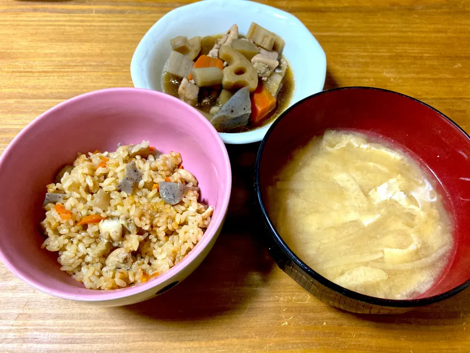 五目炊き込みご飯・筑前煮･大根味噌汁|向 亜祐美さん