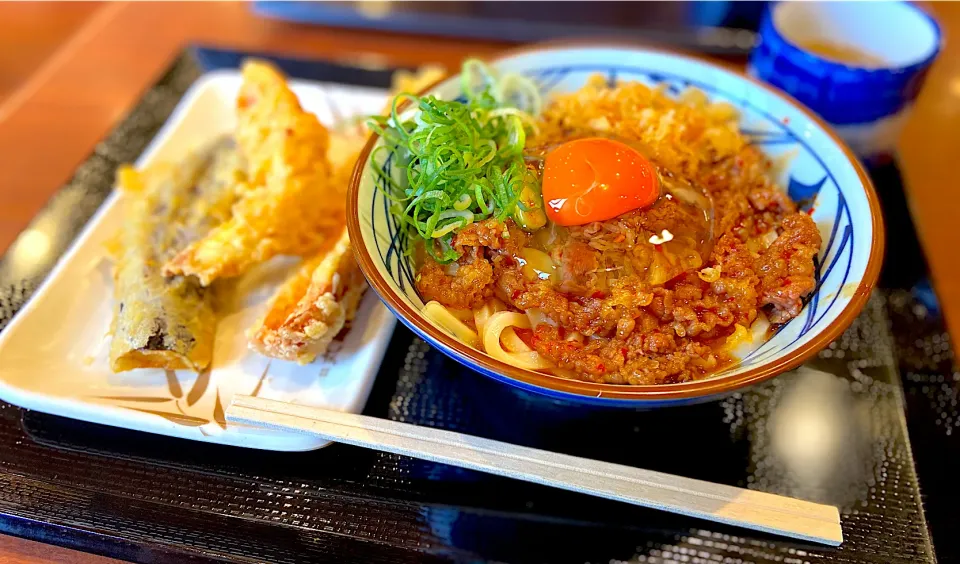 辛辛　牛すき釜玉💛　丸亀製麺|ナナさん