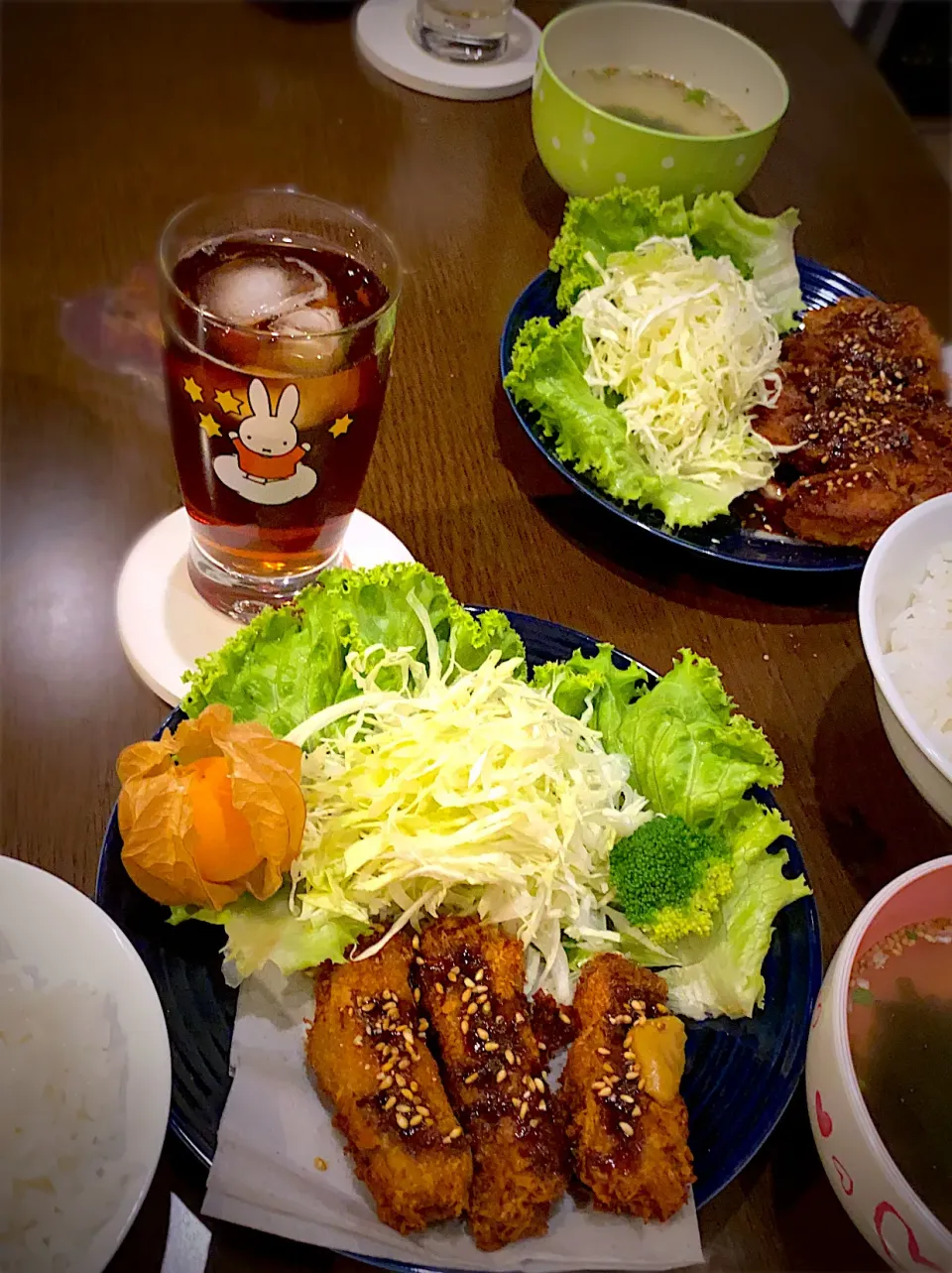 Snapdishの料理写真:蒸し牡蠣　レモン搾り🍋　鶏醤油唐揚げ　タコの炊き込みご飯🐙|ch＊K*∀o(^^*)♪さん