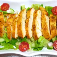 Snapdishの料理写真:Grilled chicken salad|Husnaさん