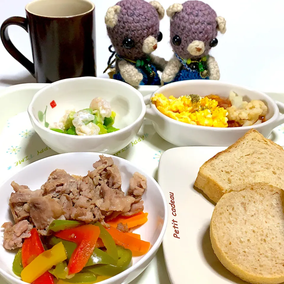 Snapdishの料理写真:朝ごぱん（╹◡╹）|chagashiさん