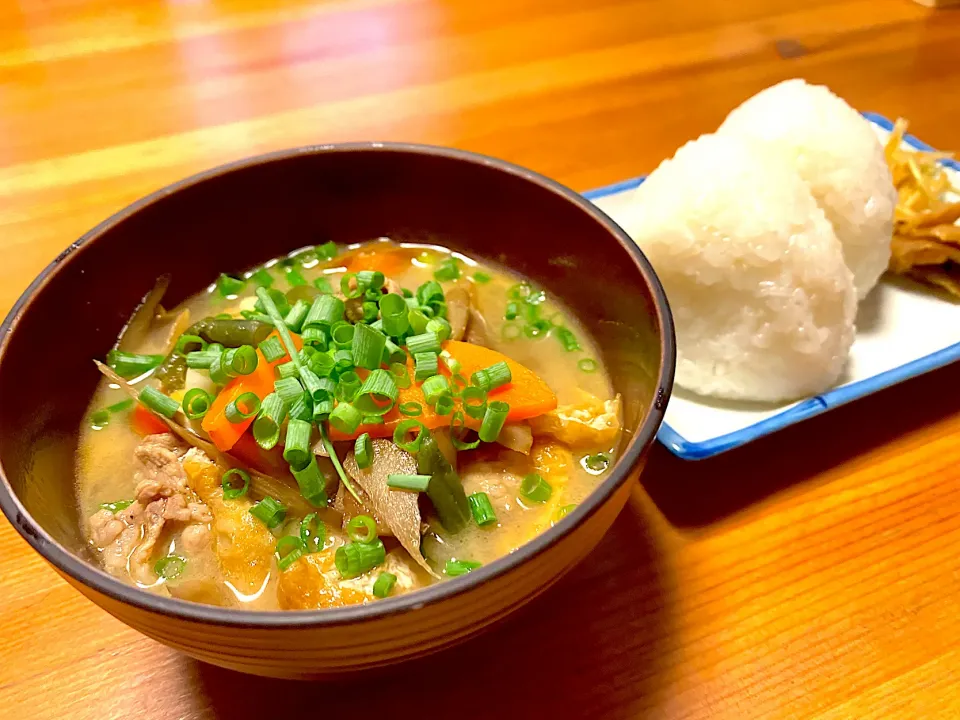 豚汁定食|けん兄さん