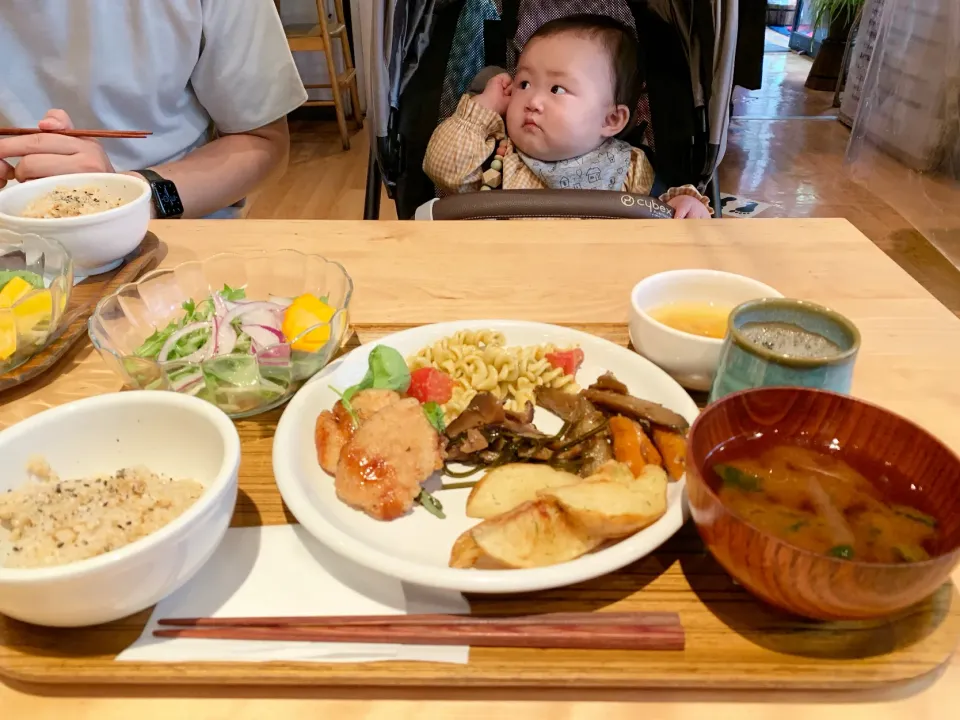 Snapdishの料理写真:organic vegan lunch🍚💚|leeさん