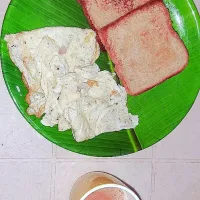 Snapdishの料理写真:3 egg whites
2 brown bread
50 ml milk tea|Mahi Dietitianさん