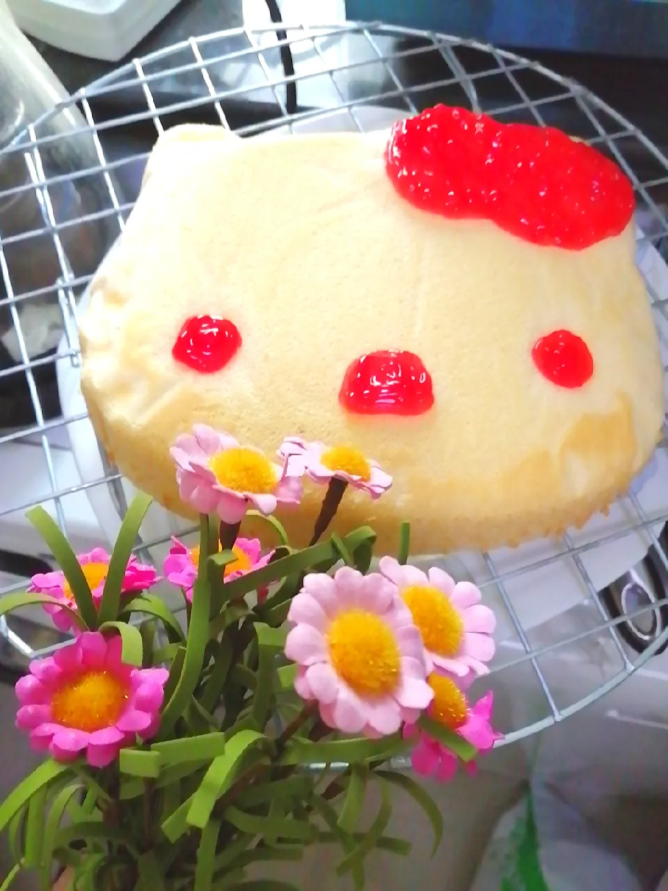 Hello​ kitty​ Yogert​ cake
Fb​ Bake.fresh.oven
IG​ Bakefreshoven
Line​man​ Delivery​ BakeFreshOven​|BakeFreshOvenさん