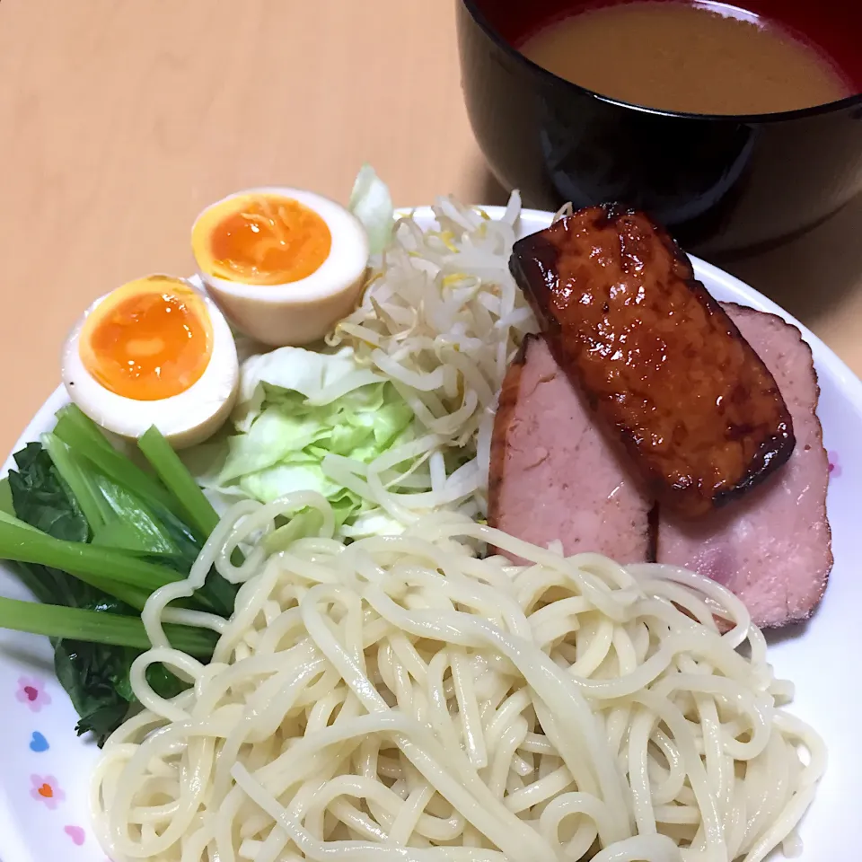 Snapdishの料理写真:単身赴任中の男飯(つけ麺)|おおもりの星さん